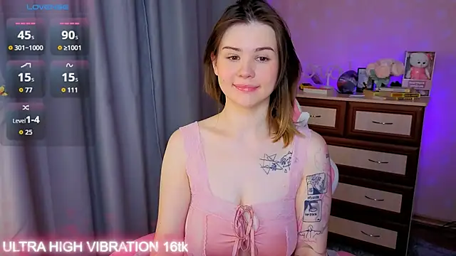 cutie mili online show from November 9, 2025, 9:02 am