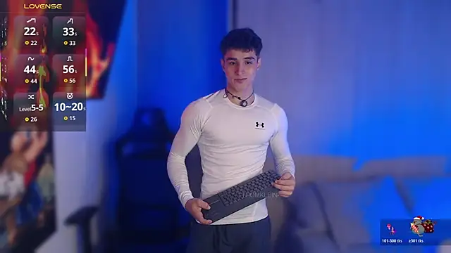 Snapshot of thomklein chatting on January 12, 2026, 7:53 pm thomklein online show from January 12, 2026, 7:53 pm