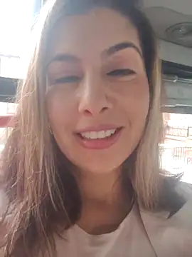 scarlett moore online show from April 9, 2026, 3:51 pm