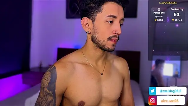 AxelKing1326 online show from February 5, 2026, 11:00 pm