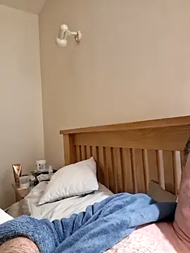 Snapshot of jonjoey123 chatting on February 16, 2026, 7:18 am jonjoey123 online show from February 16, 2026, 7:18 am