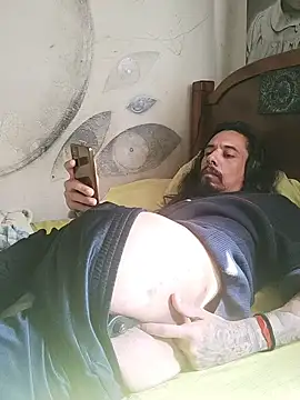 iirgastam3 online show from December 5, 2025, 1:32 pm