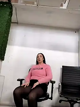 Snapshot of Mia_Novikov chatting on February 10, 2025, 11:02 pm Mia Novikov online show from February 10, 2025, 11:02 pm