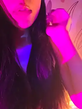 aloneathome online show from December 19, 2025, 6:27 am