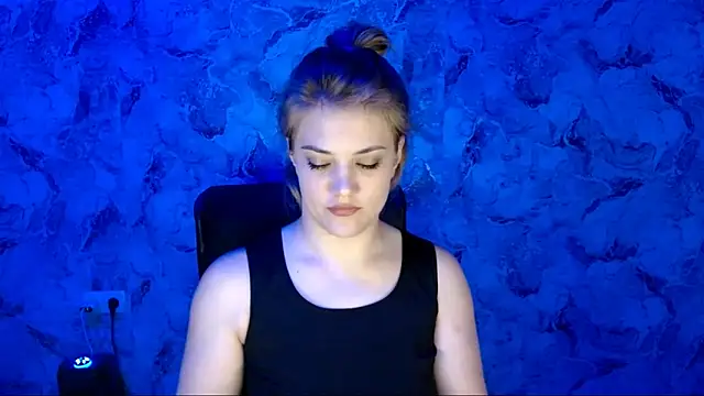 Snapshot of nika_gold1 chatting on May 10, 2026, 7:38 pm nika gold1 online show from May 10, 2026, 7:38 pm