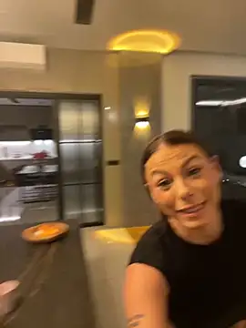 Snapshot of SexOnMyLvL chatting on October 24, 2025, 8:30 pm SexOnMyLvL online show from October 24, 2025, 8:30 pm