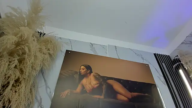 Snapshot of sofhiaa_adaams chatting on December 2, 2025, 10:11 pm sofhiaa adaams online show from December 2, 2025, 10:11 pm