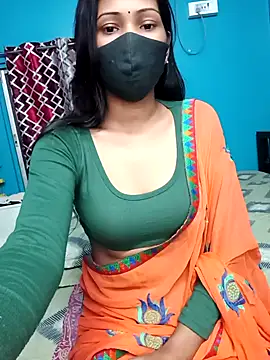 Snapshot of Triha_18 chatting on October 11, 2025, 5:47 pm Triha 18 online show from October 11, 2025, 5:47 pm