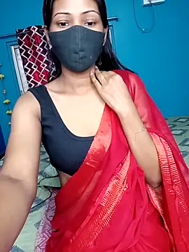 Snapshot of Triha_18 chatting on October 14, 2025, 11:11 am Triha 18 online show from October 14, 2025, 11:11 am