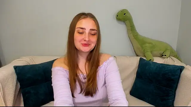 MilliStrii online show from June 1, 2026, 2:34 am