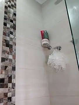 Lia Hurley online show from March 29, 2026, 5:03 pm