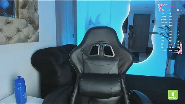 Snapshot of AmelyaMann chatting on November 2, 2025, 1:27 pm AmelyaMann online show from November 2, 2025, 1:27 pm