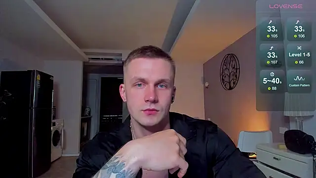 Snapshot of Samuel_Andrew chatting on December 23, 2025, 3:28 am Samuel Andrew online show from December 23, 2025, 3:28 am