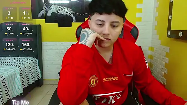 Snapshot of isabeautyx19 chatting on October 21, 2025, 3:17 am isabeautyx19 online show from October 21, 2025, 3:17 am