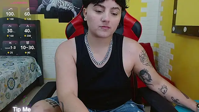 isabeautyx19 online show from March 13, 2026, 2:16 am