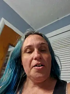 stellaquinn1775 online show from November 3, 2025, 8:34 pm