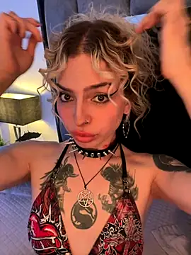 Bonnie vega online show from November 2, 2025, 8:25 pm