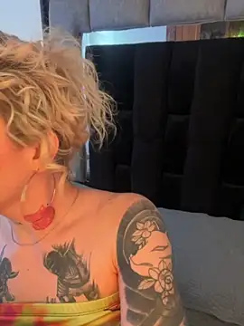 Bonnie vega online show from September 13, 2025, 8:20 pm