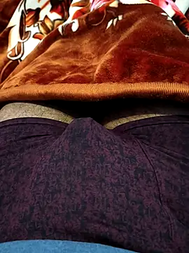 Snapshot of ak007_desire chatting on December 17, 2025, 12:48 am ak007 desire online show from December 17, 2025, 12:48 am