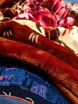 Snapshot of ak007_desire chatting on January 5, 2026, 6:11 pm ak007 desire online show from January 5, 2026, 6:11 pm