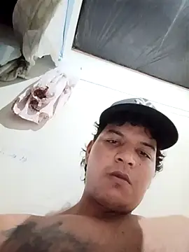 yoryisexi online show from October 6, 2025, 11:27 pm