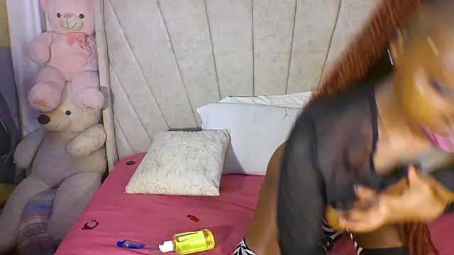 Snapshot of pyt_liyah chatting on February 23, 2026, 5:57 pm pyt liyah online show from February 23, 2026, 5:57 pm