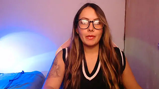 Snapshot of lalawhitte chatting on November 6, 2025, 9:30 pm lalawhitte online show from November 6, 2025, 9:30 pm