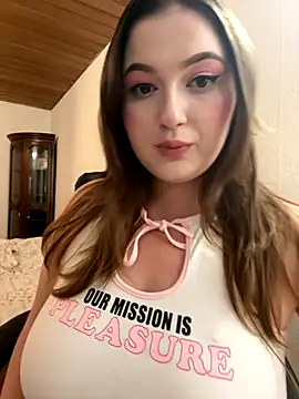 Kamilla Loop online show from September 27, 2025, 8:26 pm