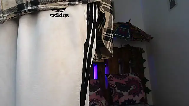 Snapshot of SARA_VAL3NTINA_ chatting on March 15, 2025, 3:18 am SARA VAL3NTINA  online show from March 15, 2025, 3:18 am