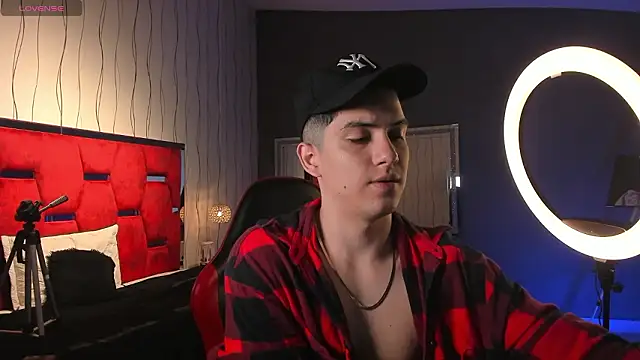 Brat  online show from March 7, 2026, 6:35 pm