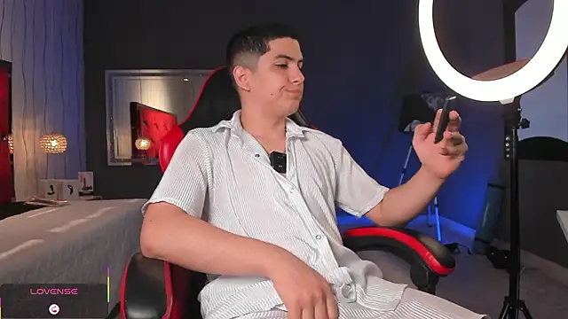 Brat  online show from March 9, 2026, 3:04 pm