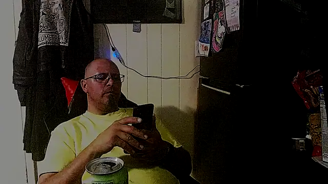 KrazyLegz online show from September 29, 2025, 1:45 am