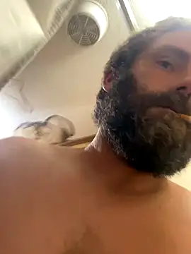 Snapshot of bigJohnson223 chatting on October 1, 2025, 10:52 am bigJohnson223 online show from October 1, 2025, 10:52 am