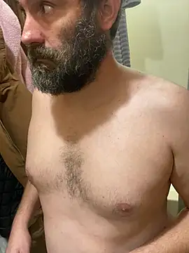 Snapshot of bigJohnson223 chatting on February 18, 2025, 4:48 am bigJohnson223 online show from February 18, 2025, 4:48 am