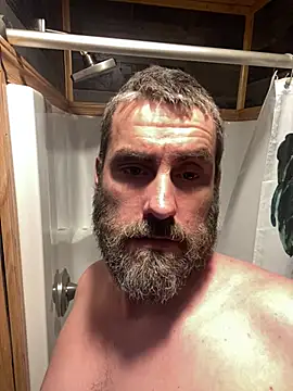 Snapshot of bigJohnson223 chatting on January 14, 2025, 3:11 am bigJohnson223 online show from January 14, 2025, 3:11 am