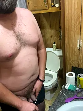 Snapshot of bigJohnson223 chatting on September 28, 2025, 3:24 am bigJohnson223 online show from September 28, 2025, 3:24 am