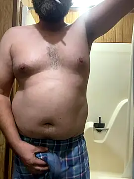 Snapshot of bigJohnson223 chatting on October 30, 2025, 12:31 am bigJohnson223 online show from October 30, 2025, 12:31 am