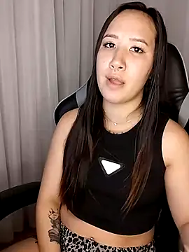 Snapshot of Japabaixinha chatting on February 22, 2025, 8:18 am Japabaixinha online show from February 22, 2025, 8:18 am