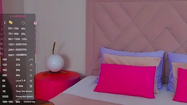 BellaHalles online show from March 23, 2025, 5:32 am