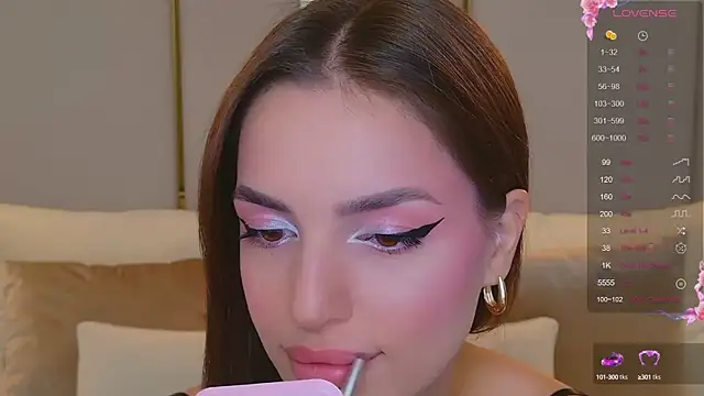 BellaHalles online show from September 22, 2025, 5:57 am