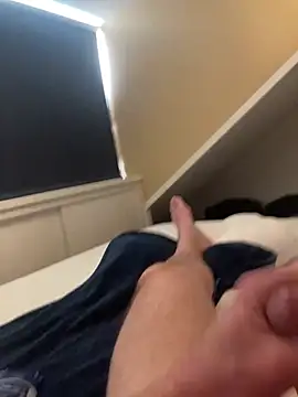 LivingLegend1978 online show from March 15, 2025, 8:26 am