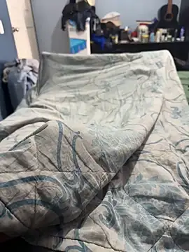 Snapshot of Your_love39 chatting on February 1, 2026, 6:28 pm Your love39 online show from February 1, 2026, 6:28 pm