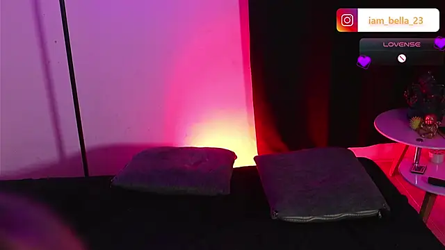 yourtoybella online show from March 13, 2026, 6:24 pm