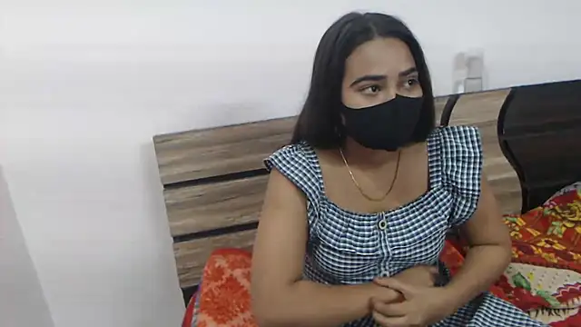 wildbabes online show from June 23, 2026, 5:22 pm