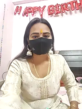 Snapshot of wildbabes chatting on February 2, 2026, 6:51 pm wildbabes online show from February 2, 2026, 6:51 pm