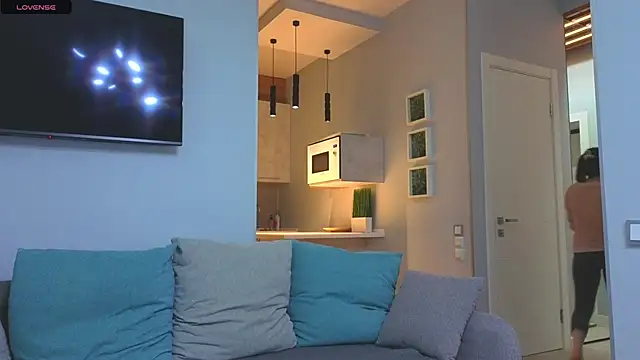 DonnaBurkee online show from November 24, 2025, 4:23 am