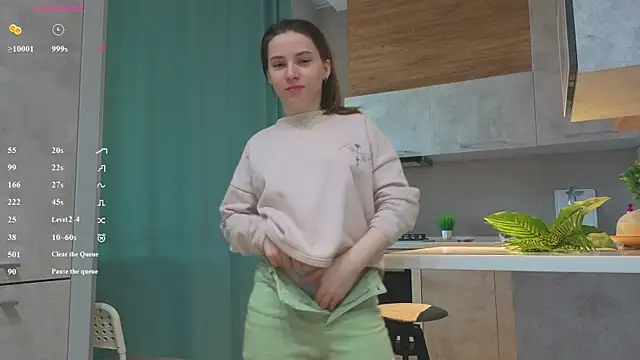 DonnaBurkee online show from April 5, 2026, 4:19 am