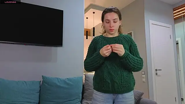 DonnaBurkee online show from October 26, 2025, 4:13 am