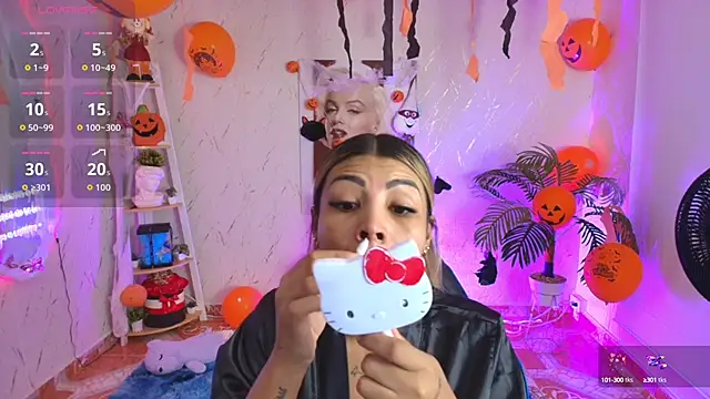 Snapshot of SALOOMEE__ chatting on October 21, 2025, 11:09 am SALOOMEE online show from October 21, 2025, 11:09 am