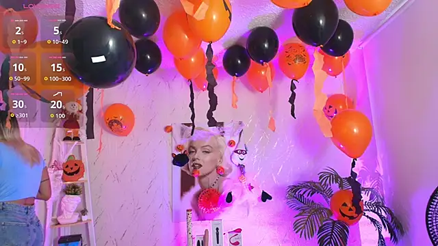 Snapshot of SALOOMEE__ chatting on October 17, 2025, 11:12 am SALOOMEE online show from October 17, 2025, 11:12 am